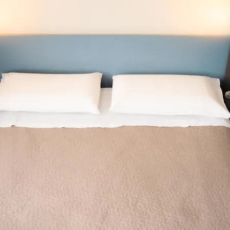 Agathe Company 3* Marina di Schiavonea