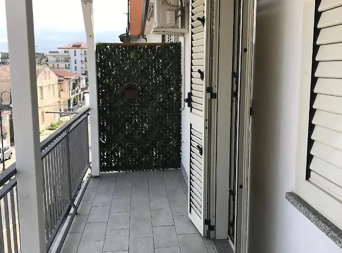 Agathe Company Gasthuis Marina di Schiavonea