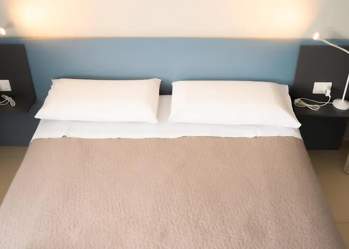 Agathe Company 3* Marina di Schiavonea